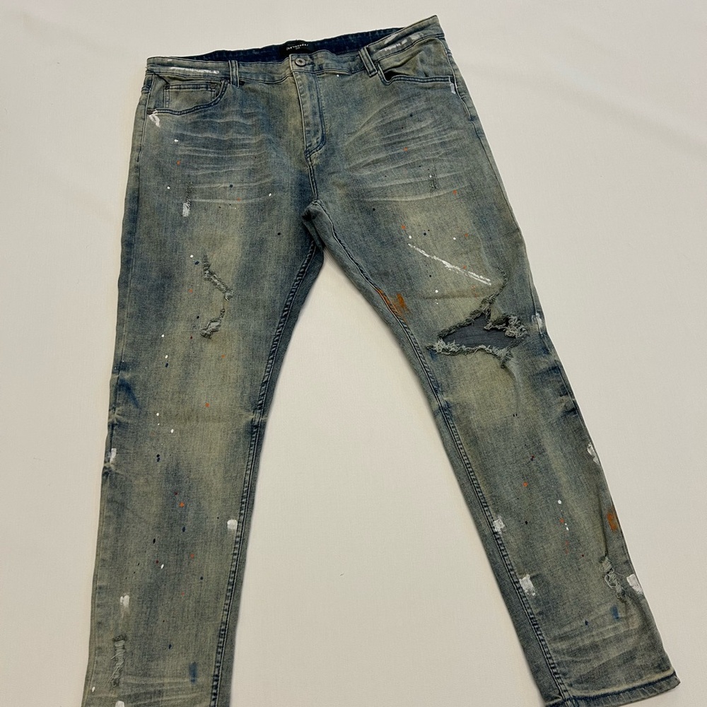 Serenede Distressed Blue Jeans with Paint Splatter